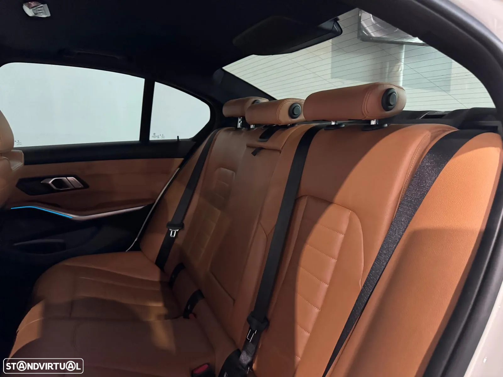 BMW 330 e Pack M Auto - 12