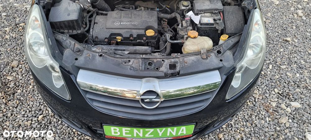 Opel Corsa 1.4 16V Navi - 24