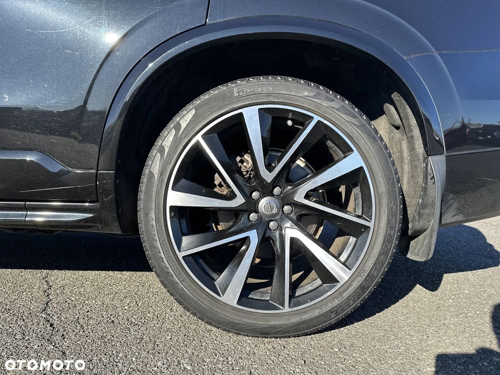 Volvo XC 90 - 22