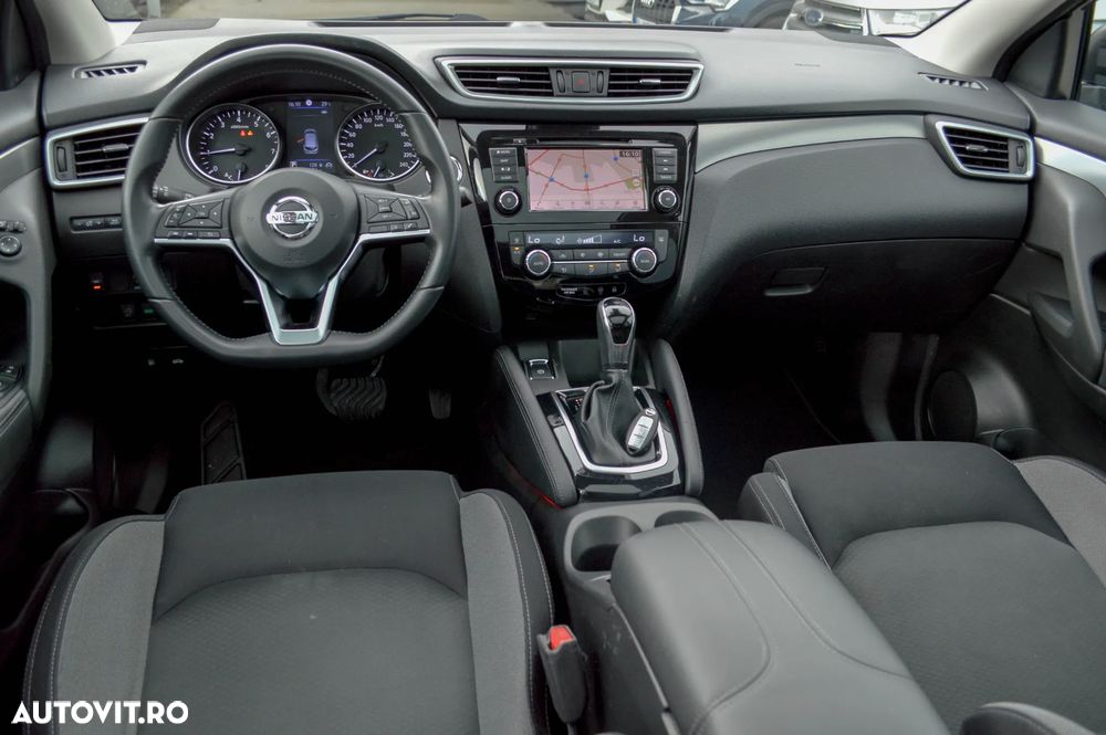 Nissan Qashqai 1.3 157CP 2WD DCT N-Connecta - 33