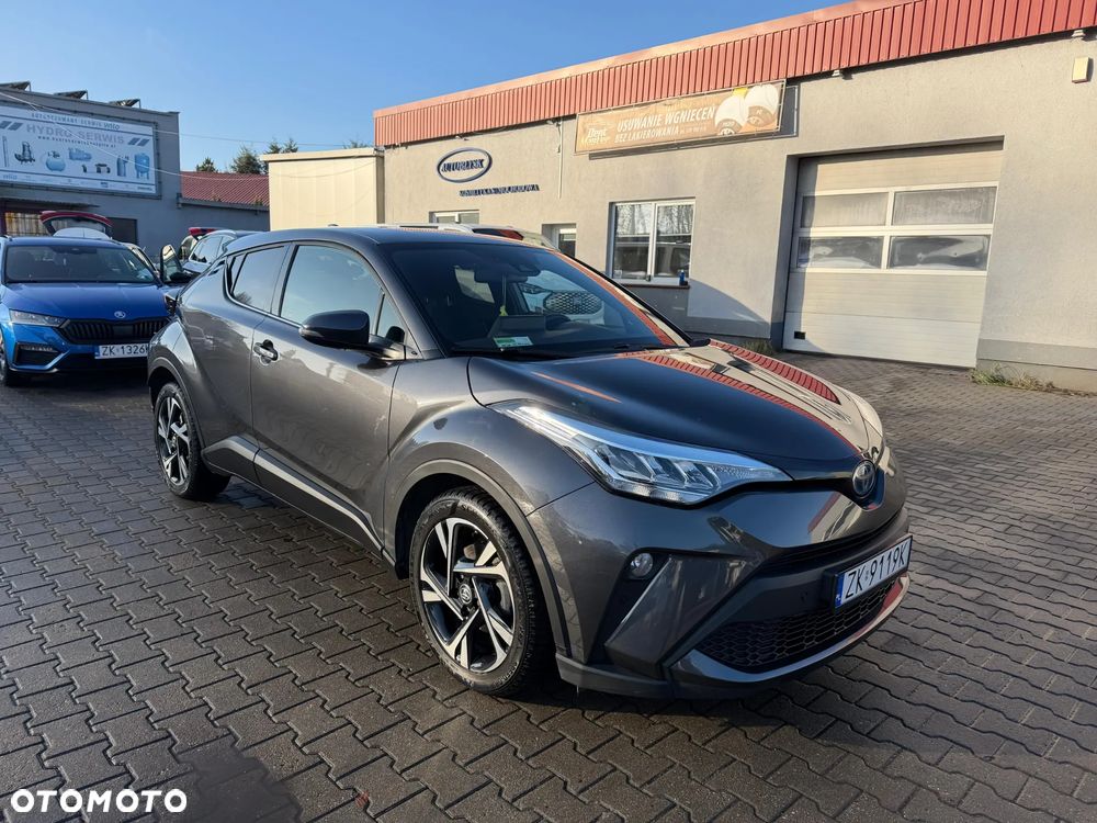 Toyota C-HR - 4
