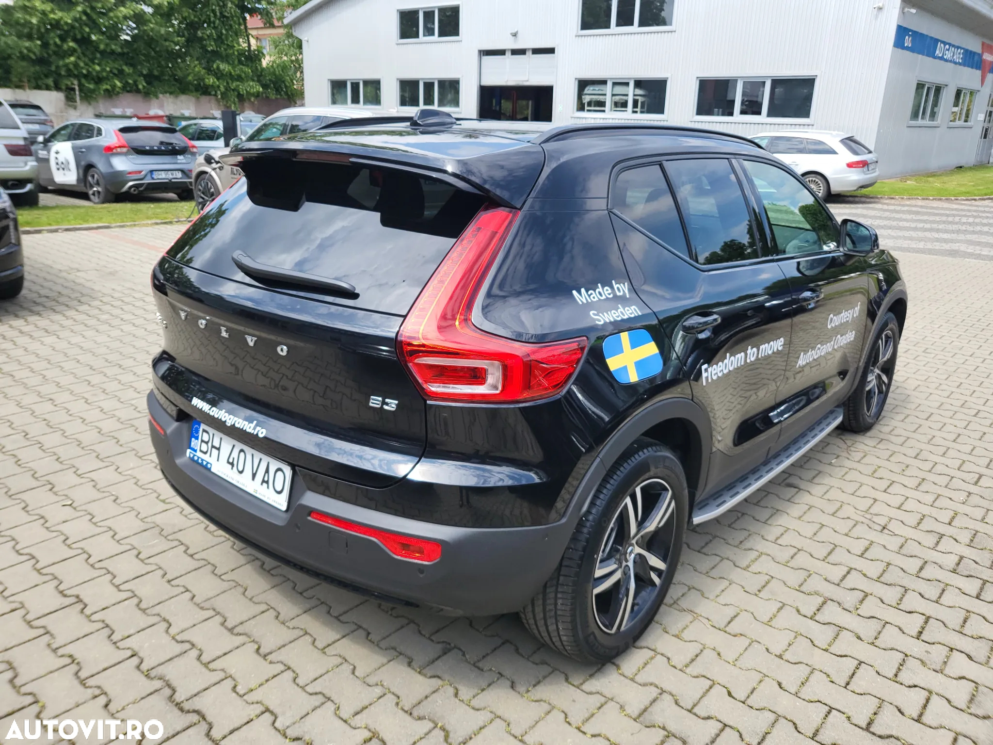 Volvo XC 40 B3 AT FWD MHEV Plus Dark - 10