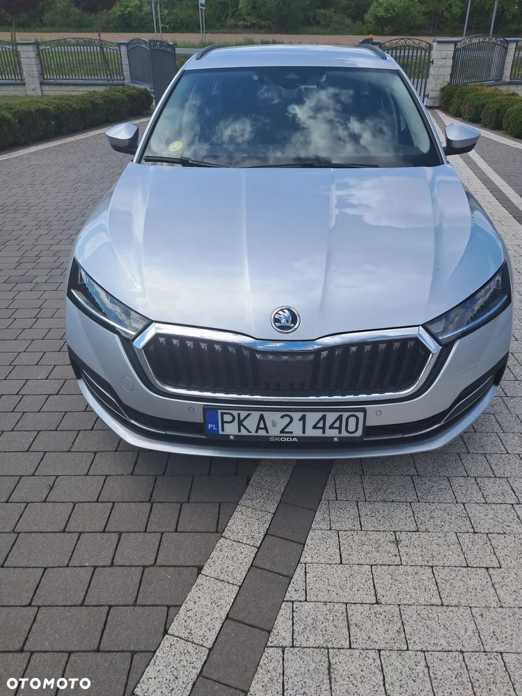 Skoda Octavia 2.0 TDI DSG Ambition - 3