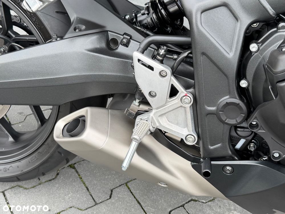 Honda CBR - 14