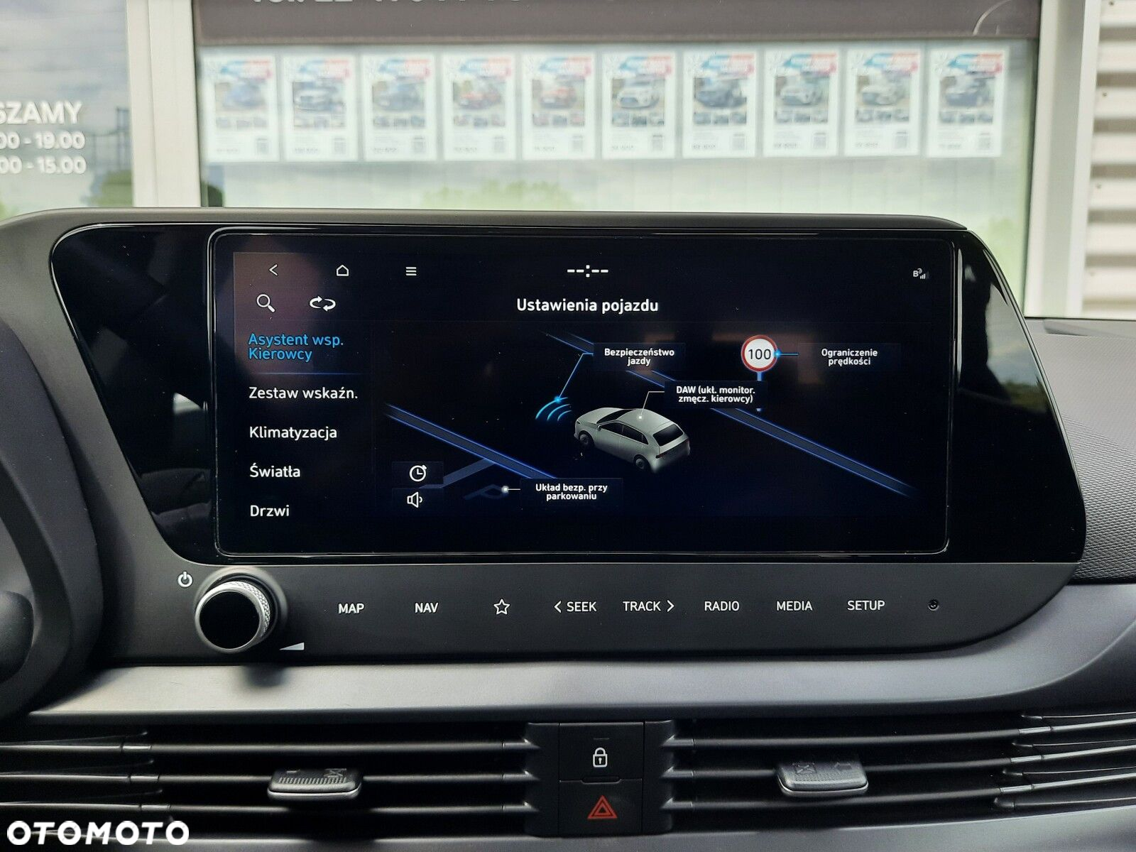 Hyundai i20 1.2 Modern - 8