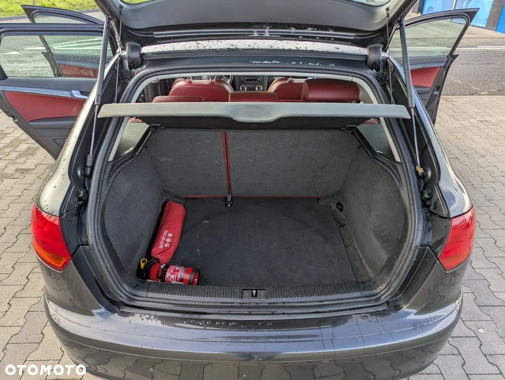 Audi A3 Sportback 2.0 TDI Ambiente - 14