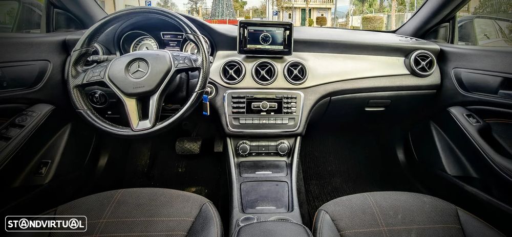 Mercedes-Benz CLA 220 CDI 7G-DCT StreetStyle - 10