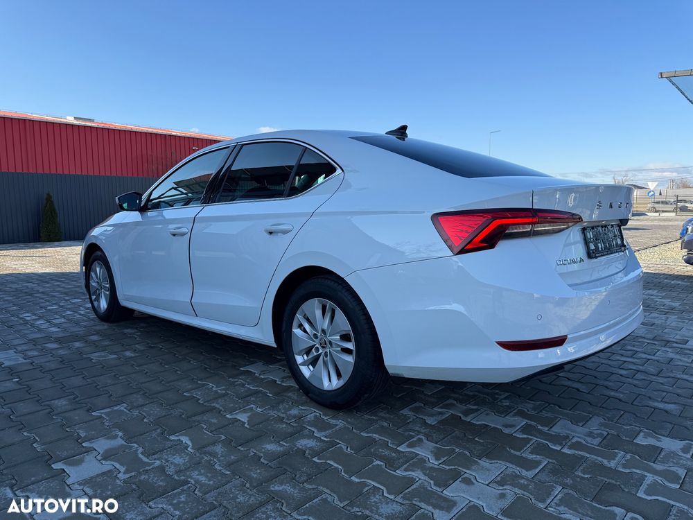 Skoda Octavia 1.5 TSI DSG MHEV Ambition - 8