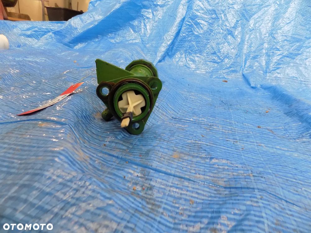 John Deere seria 6000, 6600 6800 6900 miarka bagnet wlew oleju korek l102647 - 3