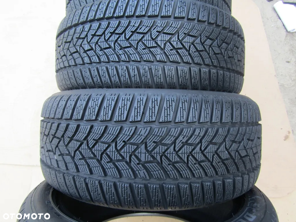 4x Opony 235/45 18 97V XL Dunlop Winter Sport 5 / Zimowe 7,5 mm - 11