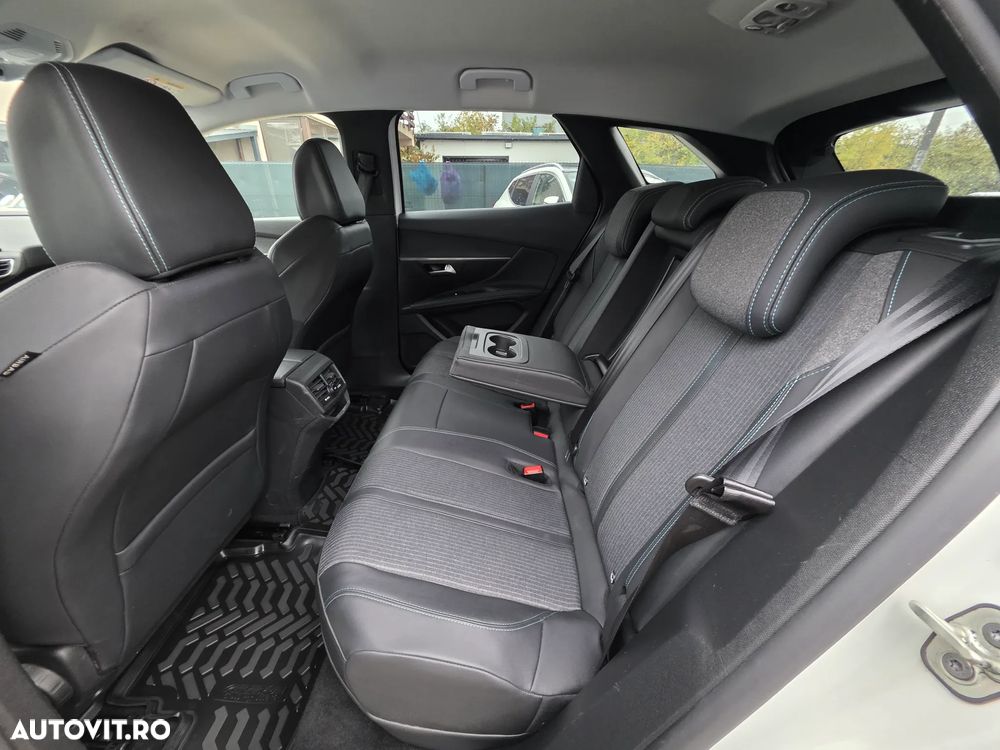 Peugeot 3008 225 e-EAT8 GT Pack - 19