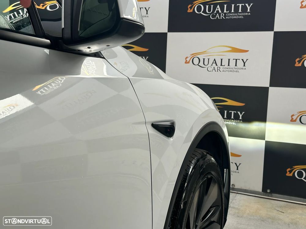 Tesla Model Y Long Range Tração Traseira - 19