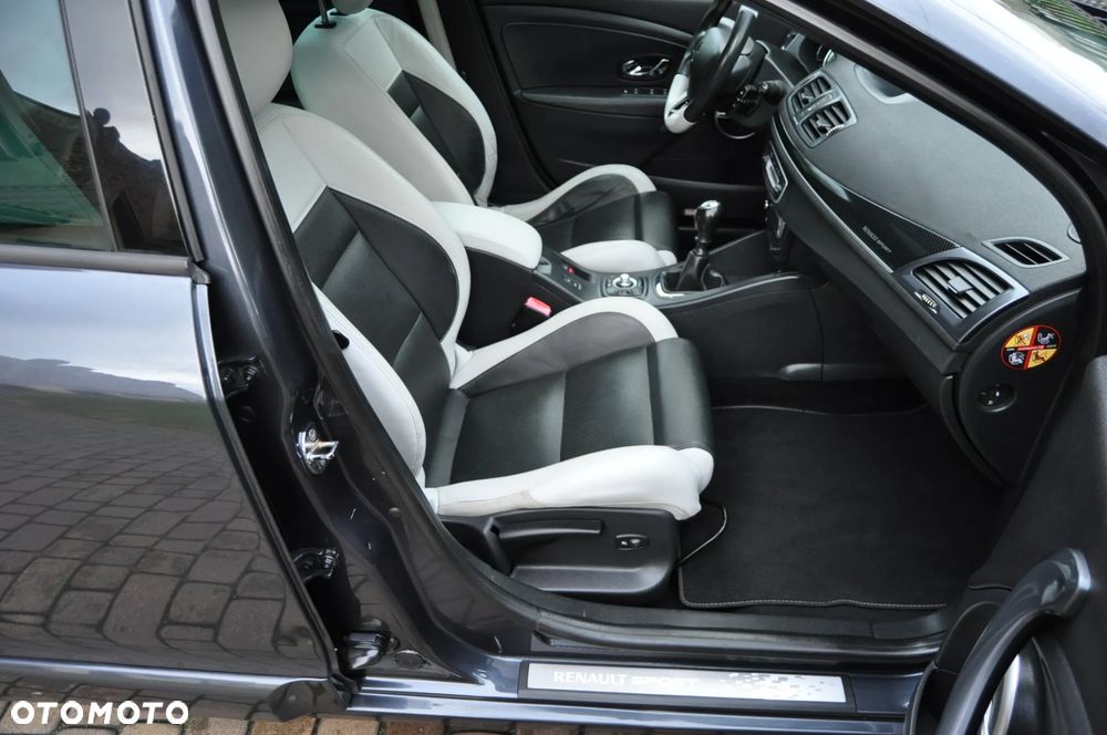Renault Megane - 11