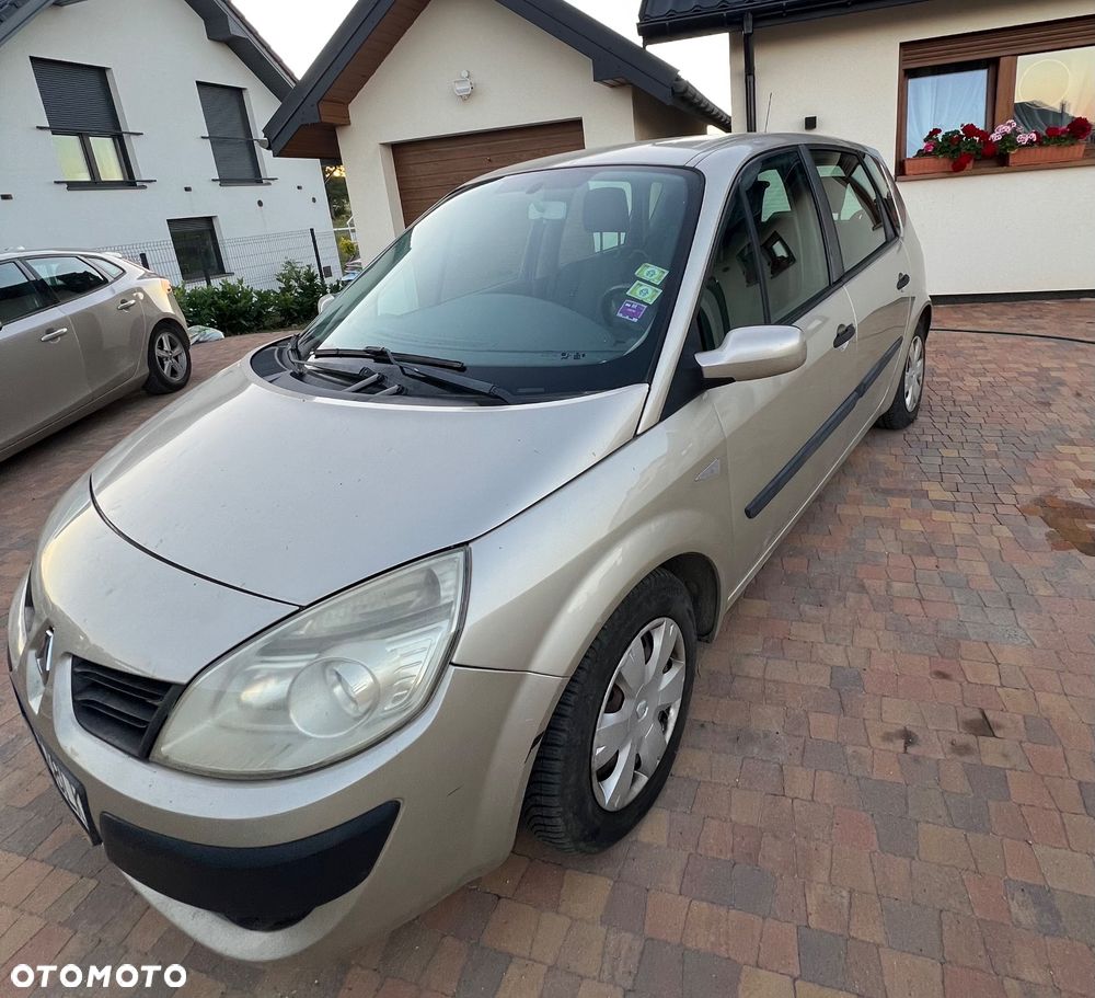 Renault Scenic 1.6 16V Infinity - 4
