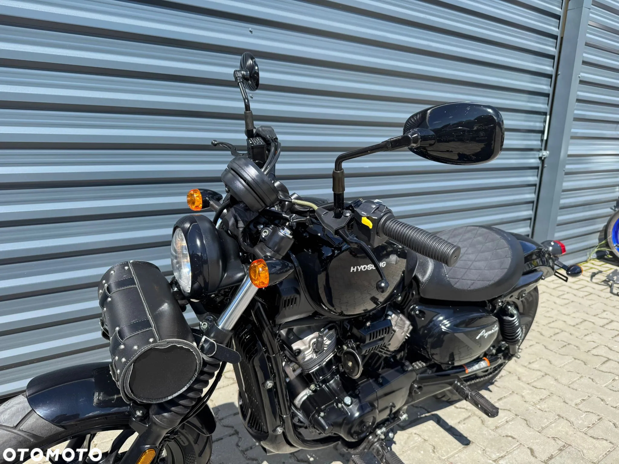 Hyosung GV - 10