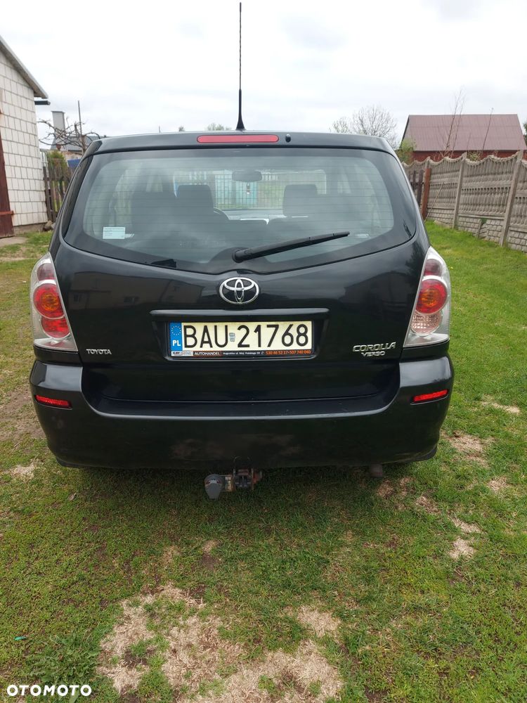 Toyota Corolla Verso 2.0 D-4D - 4