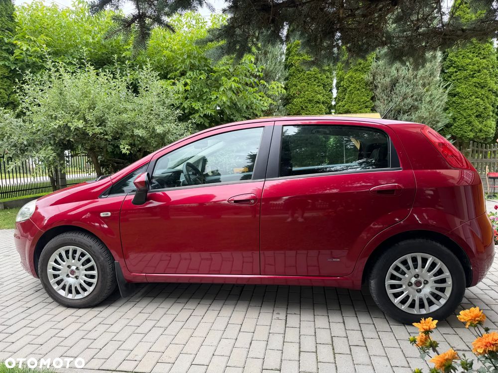 Fiat Grande Punto - 5