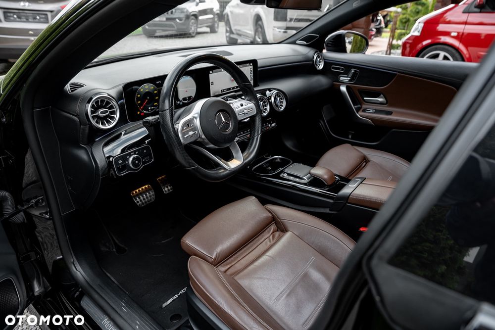 Mercedes-Benz CLA 250 4Matic 8G-DCT Edition AMG Line - 16