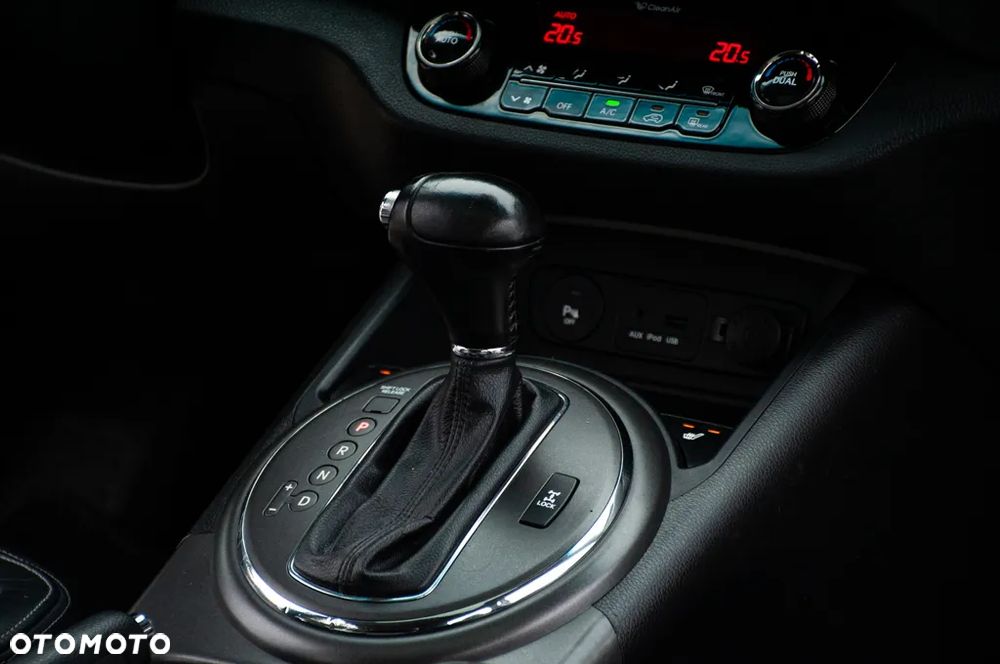 Kia Sportage 2.0 CRDI 4WD Automatik Dream-Team Edition - 22