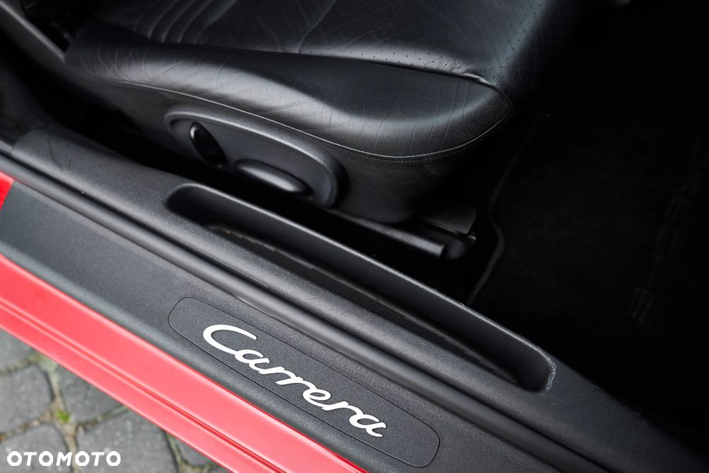 Porsche 911 - 28