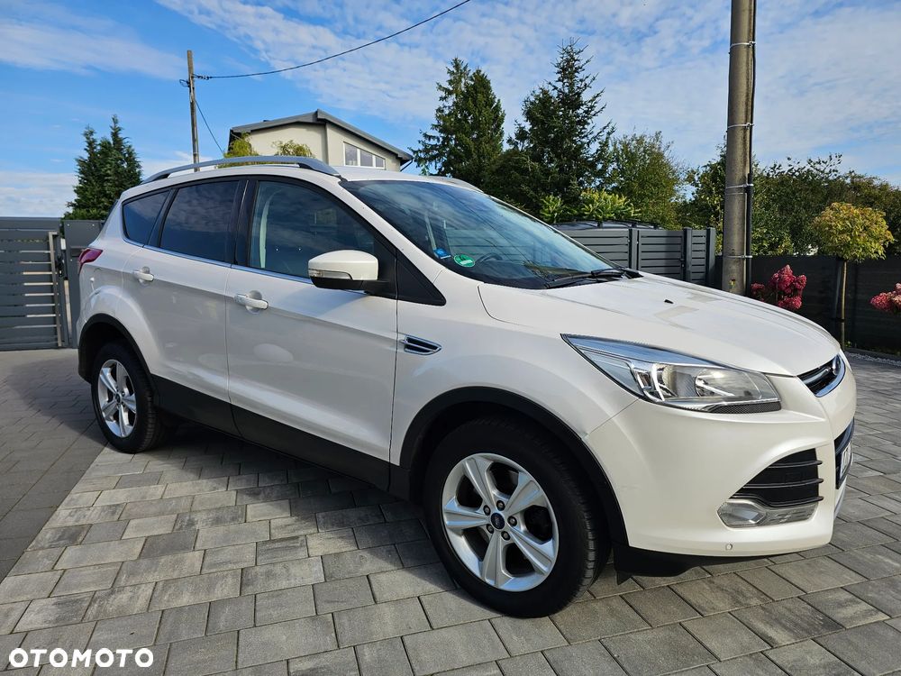 Ford Kuga 2.0 TDCi 2x4 Titanium - 26