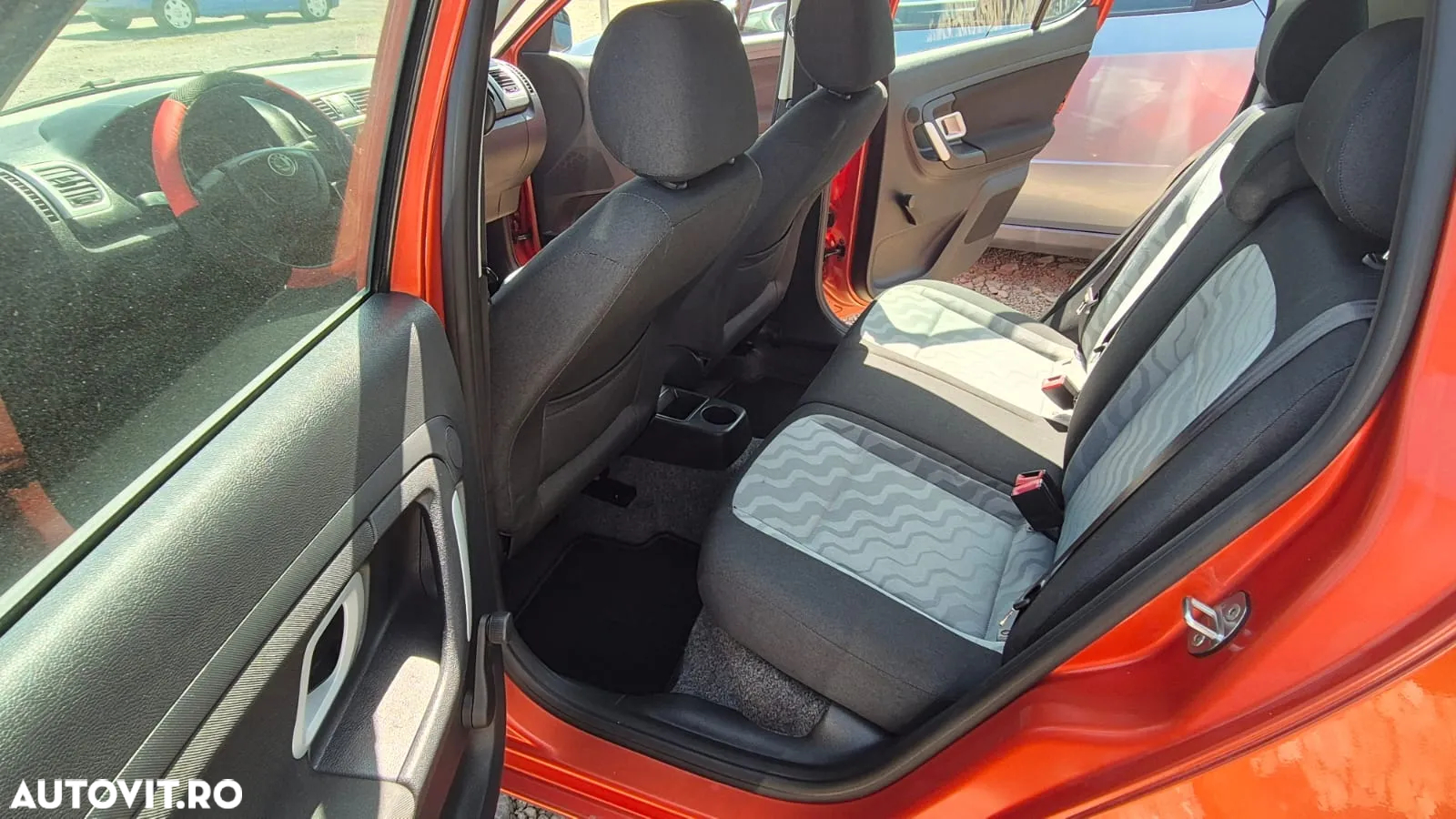 Skoda Fabia 1.4 MPI Style - 8