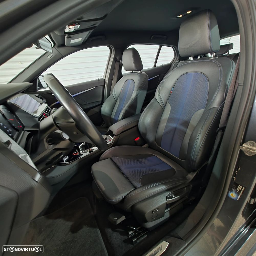 BMW 116 d Pack Desportivo M - 11