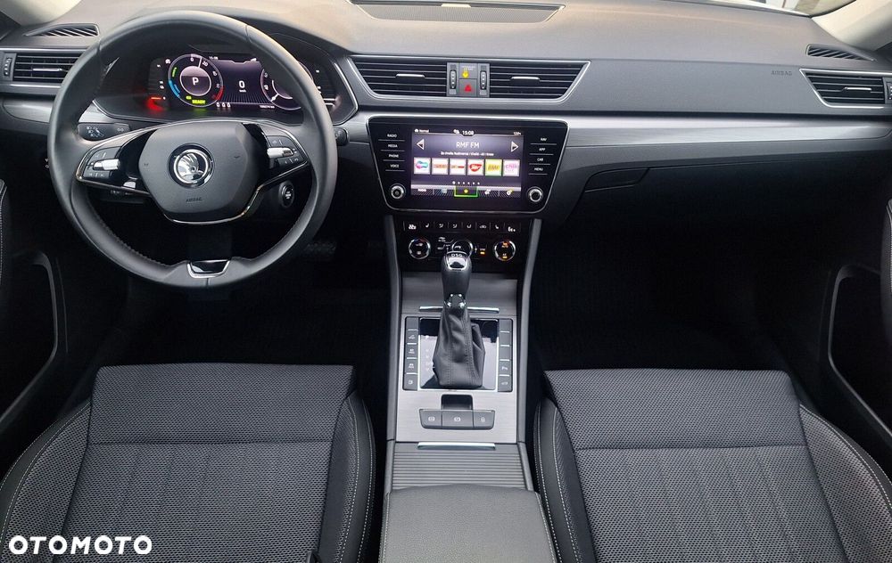 Skoda Superb 1.4 TSI Plug-In Hybrid Style DSG - 9