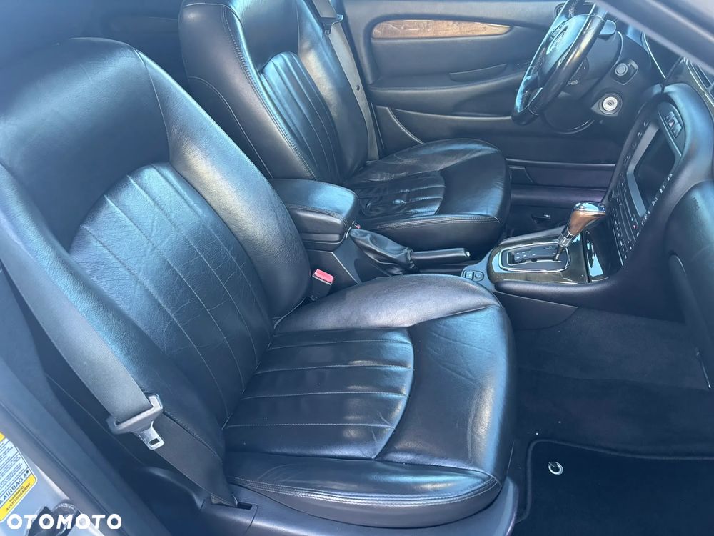 Jaguar X-Type 3.0 V6 4x4 Executive - 3