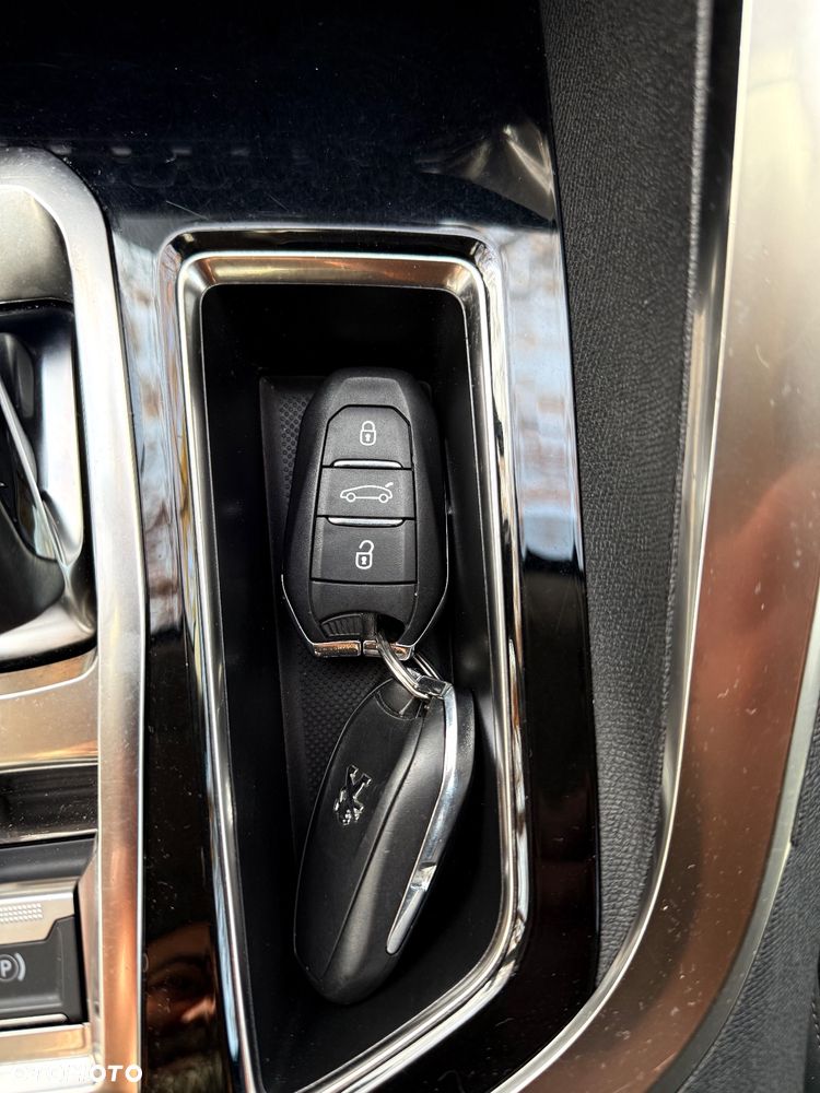 Peugeot 3008 1.5 BlueHDi Allure S&S EAT8 - 40