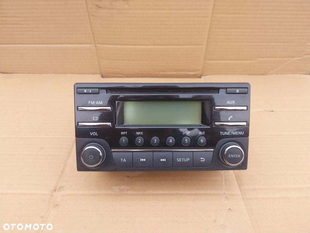 Radio fabryczne  CD AUX Nissan Note II E12 281853VV1A wraz z kodem - 1