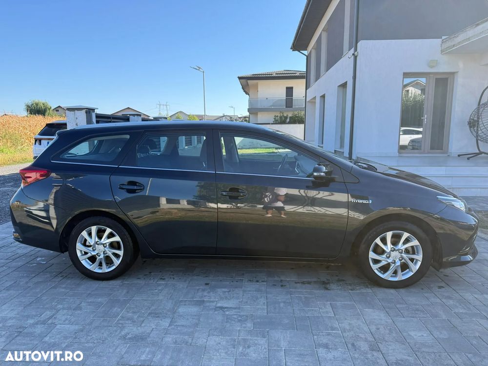 Toyota Auris - 7