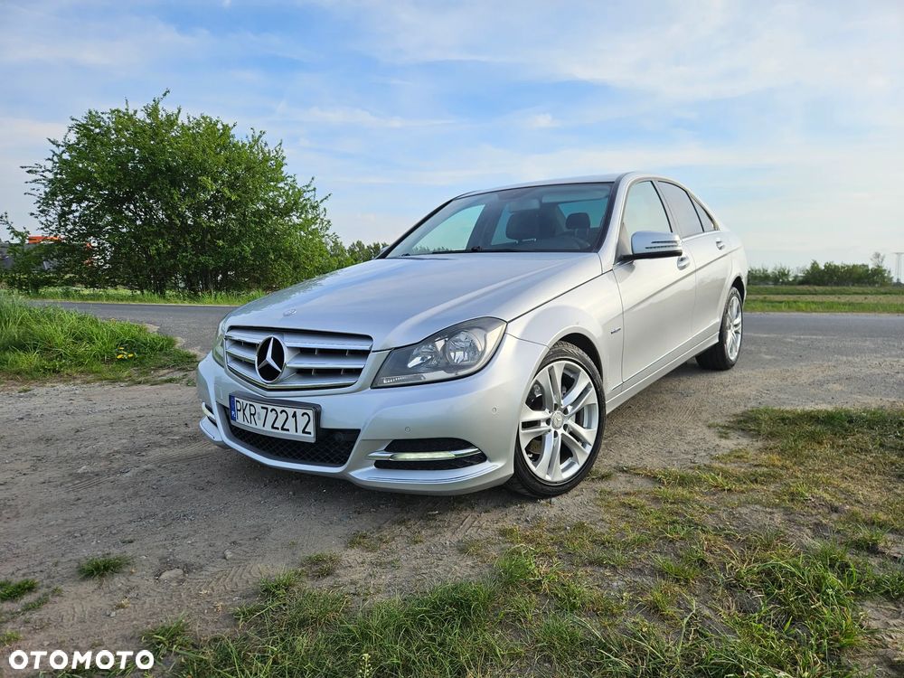 Mercedes-Benz Klasa C 220 CDI DPF (BlueEFFICIENCY) 7G-TRONIC Avantgarde - 1