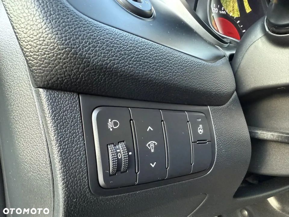 Kia Ceed 1.4 CVVT ISG Dream Team Edition - 20