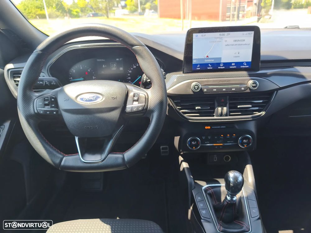 Ford Focus SW 1.5 TDCi EcoBlue ST-Line - 15