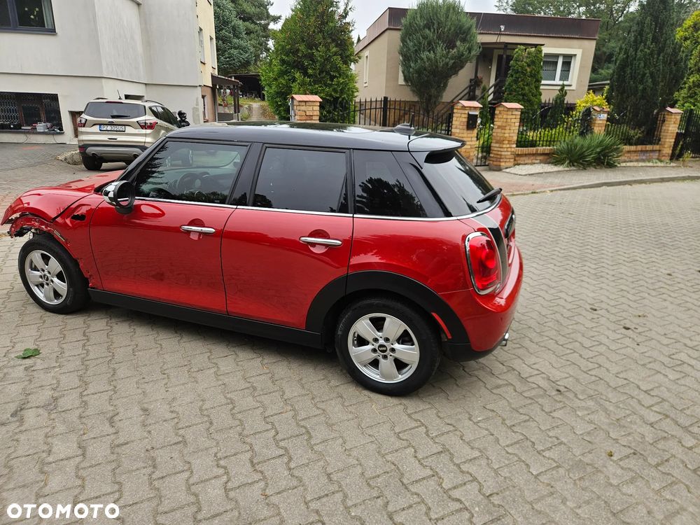 MINI Cooper Seven Chili - 8