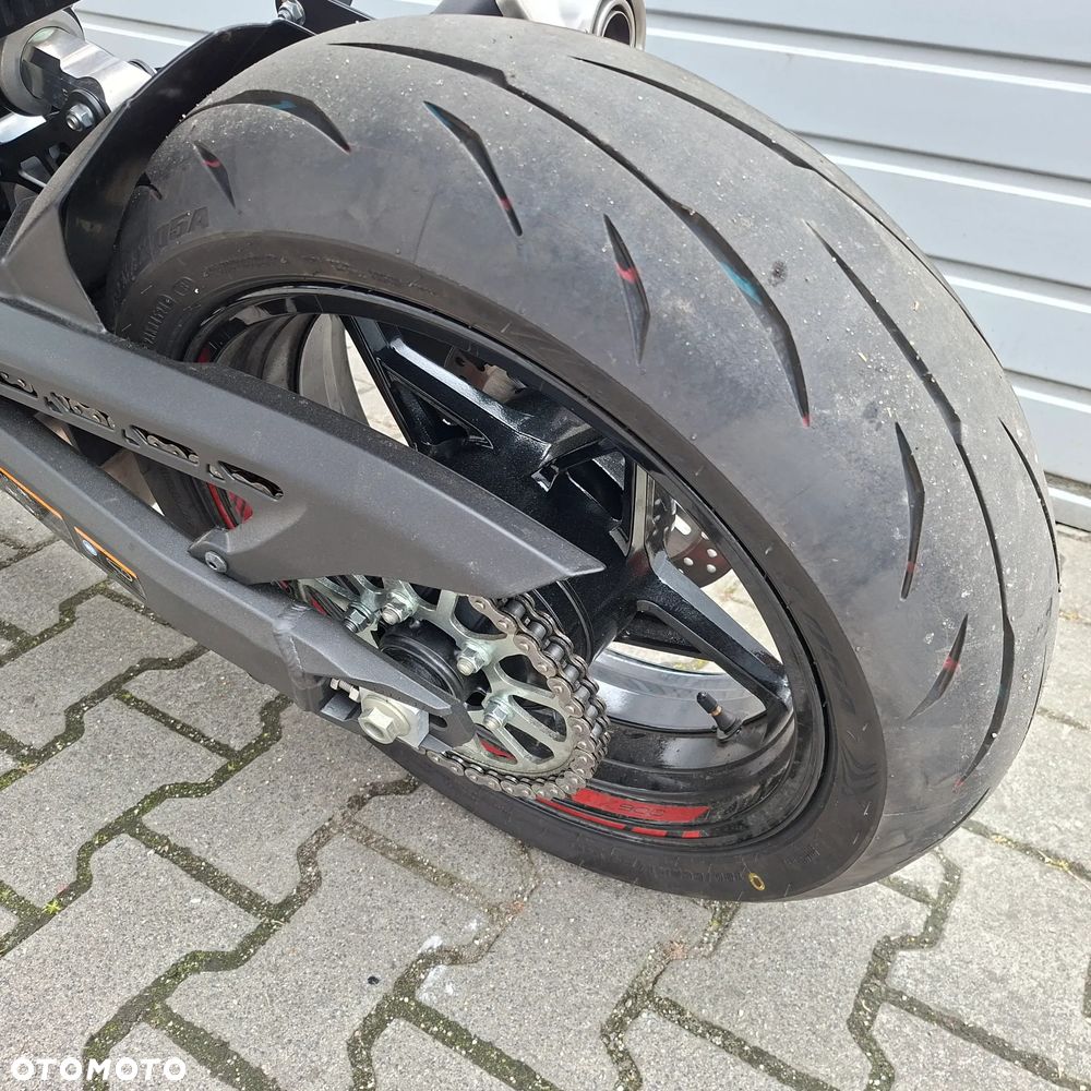Kawasaki Z 900 - 18