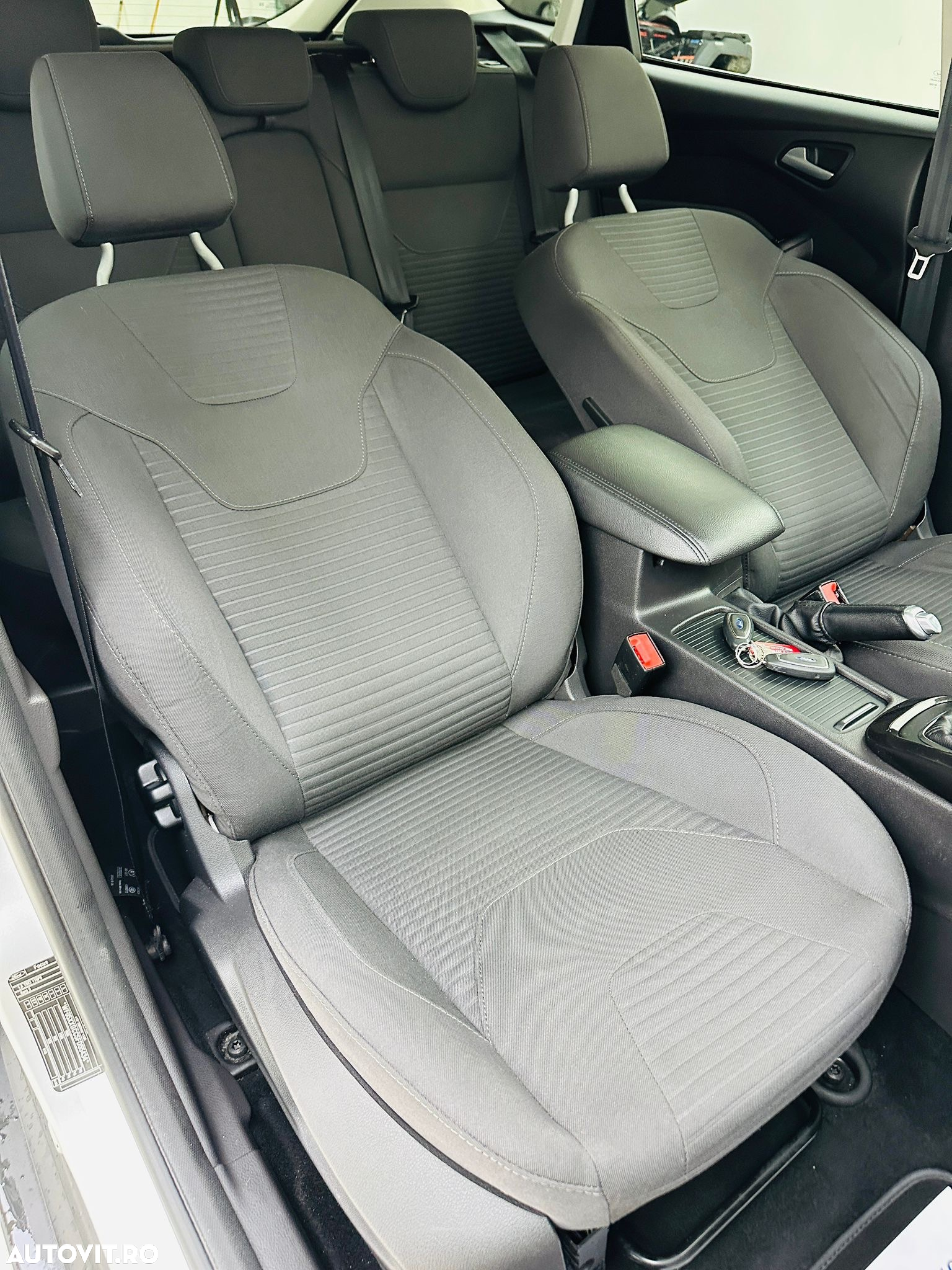 Ford Focus - 14