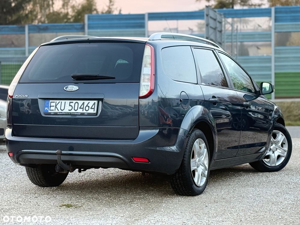 Ford Focus 1.6 16V Ambiente - 14