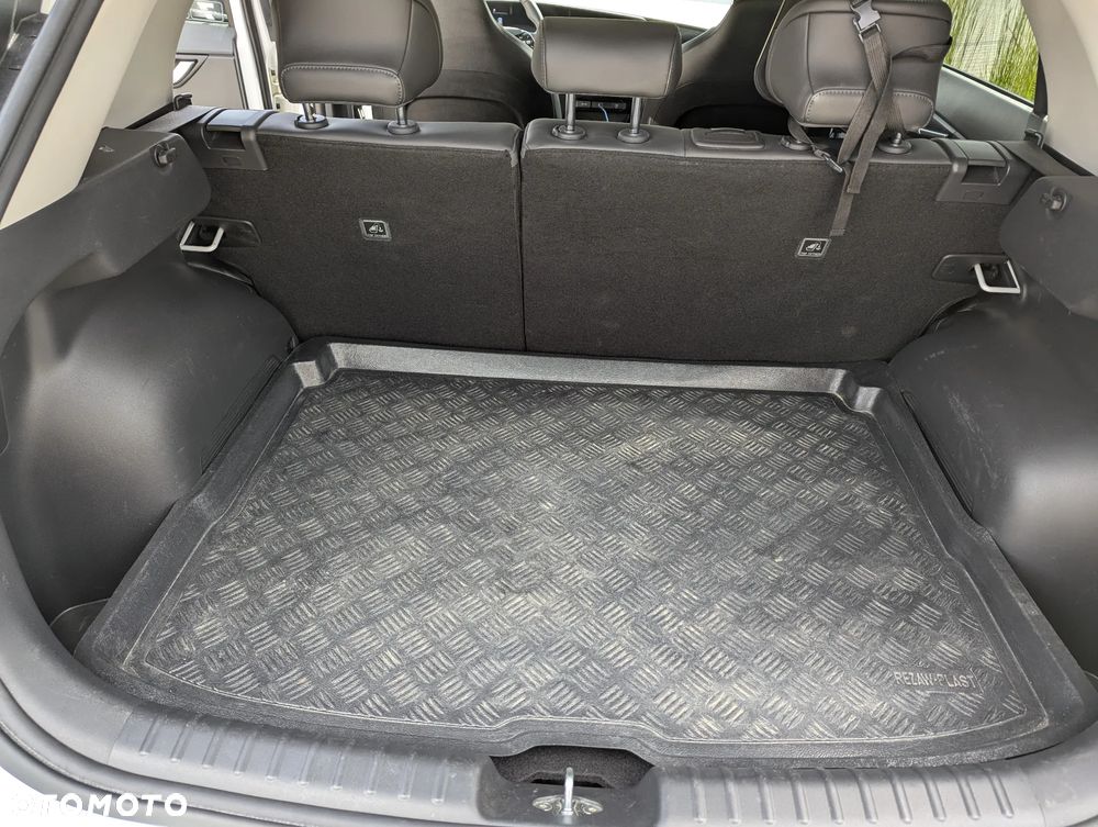 Kia Niro 1.6 GDI Hybrid L - 20