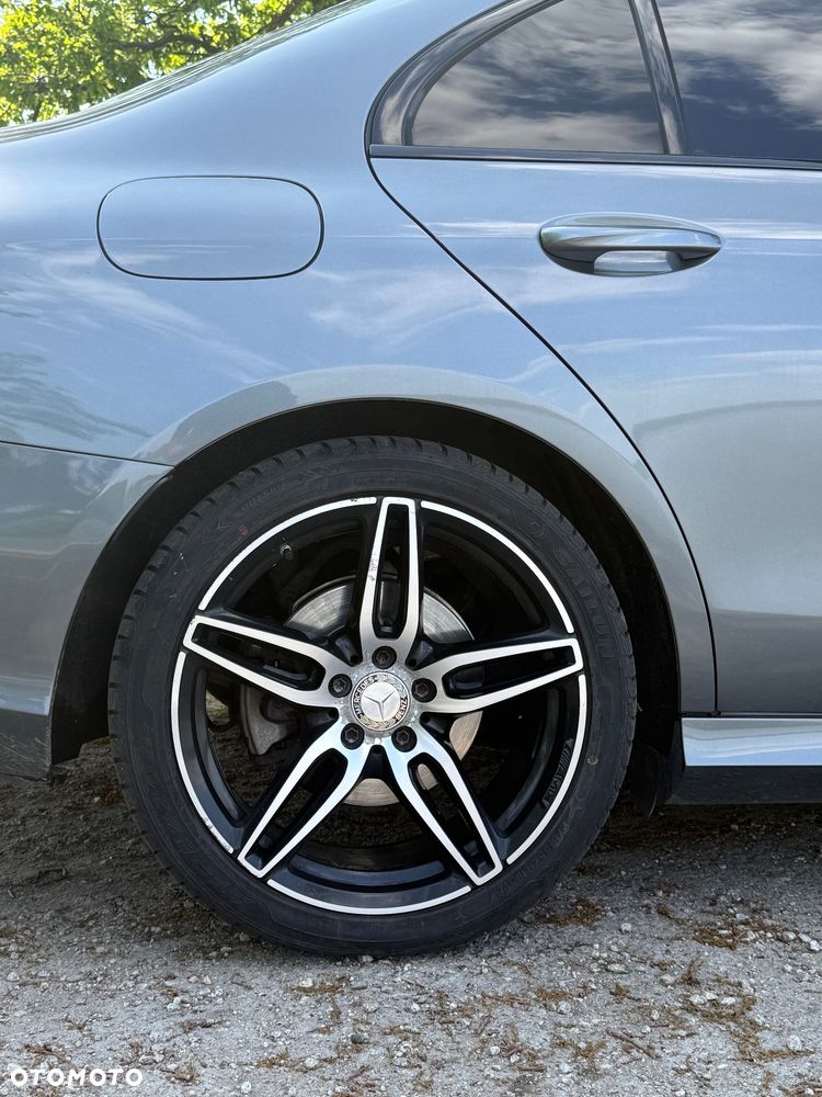 Mercedes-Benz Klasa E 220 d 9G-TRONIC - 7