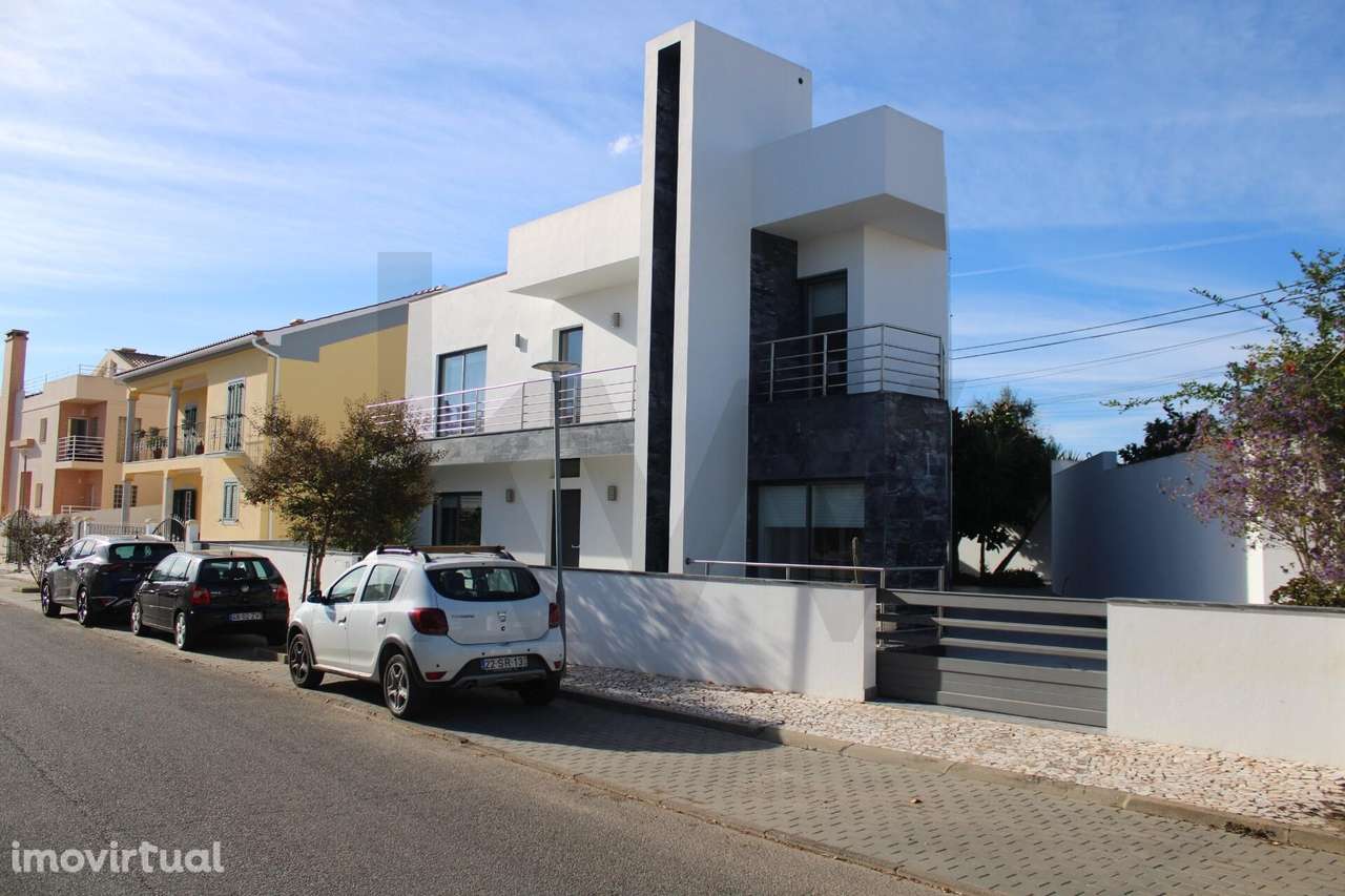 Lindíssima moradia  em Estremoz  : 4 quartos amplos, cozinha, 3 wc, 2 - Grande imagem: 4/53