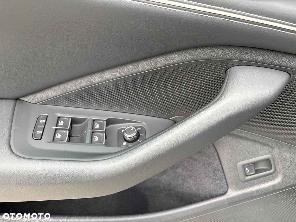 Volkswagen Passat - 15
