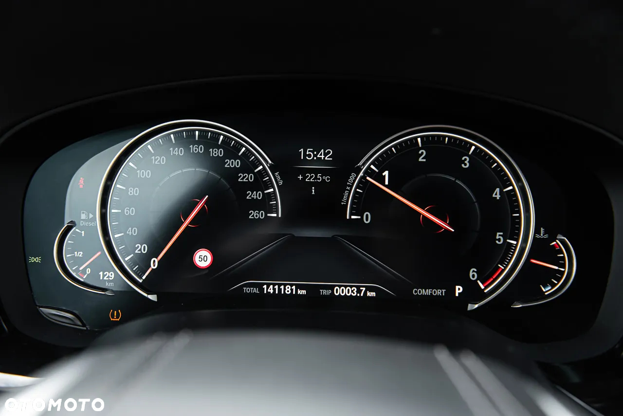 BMW Seria 5 520d xDrive Luxury Line - 21