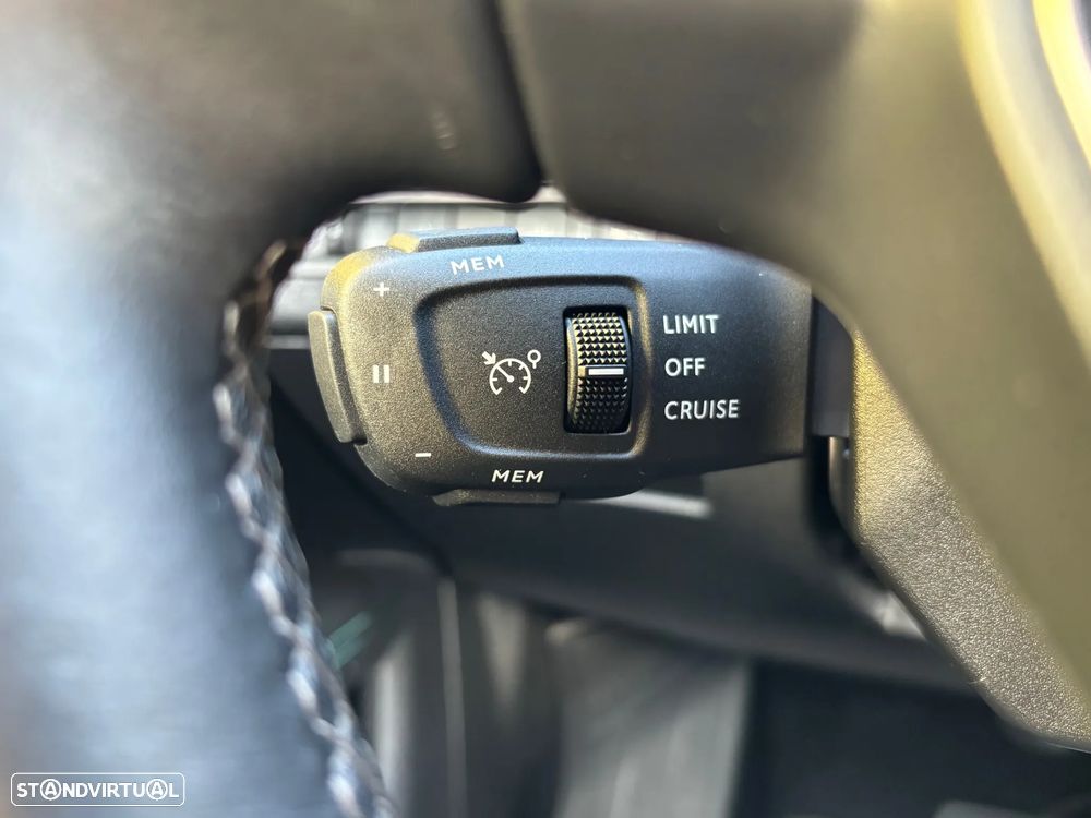 Peugeot 3008 1.6 Hybrid Allure e-EAT8 - 15