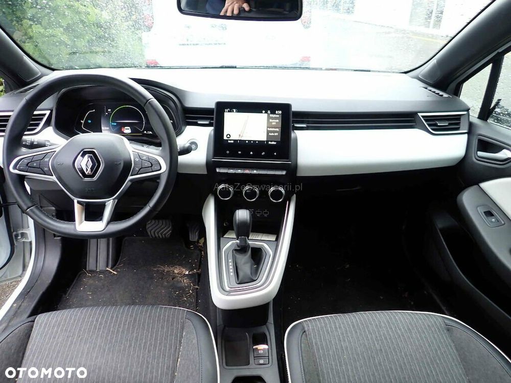 Renault Clio 1.0 TCe Techno Xtronic - 5