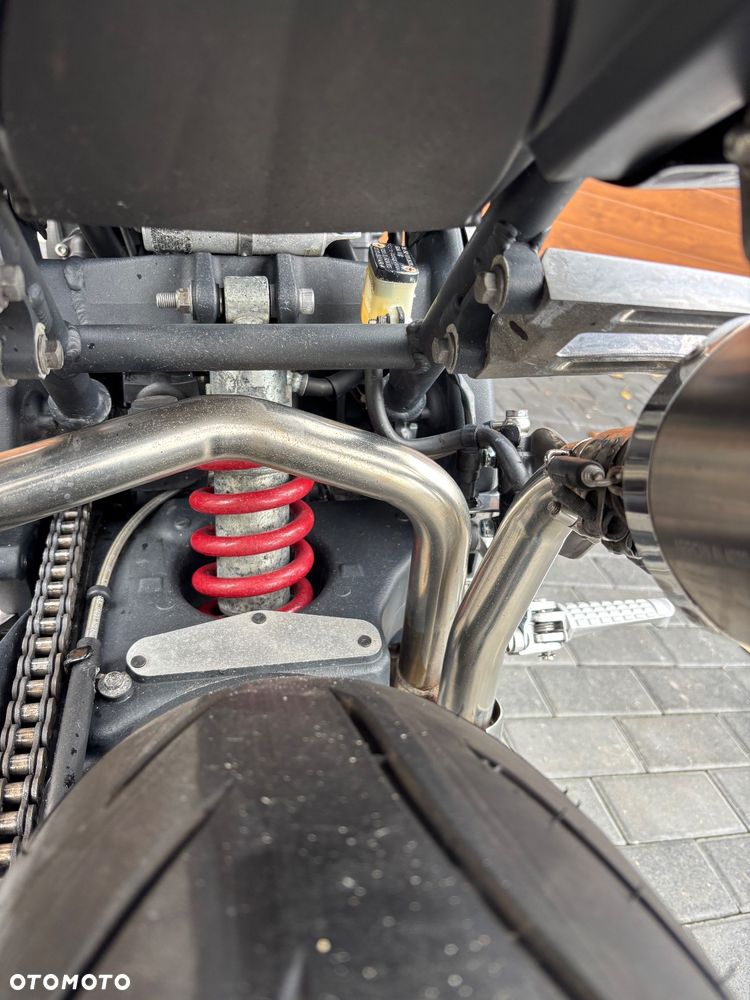 Triumph Speed Triple - 25