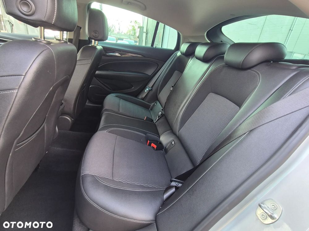 Opel Insignia 2.0 Elegance - 27
