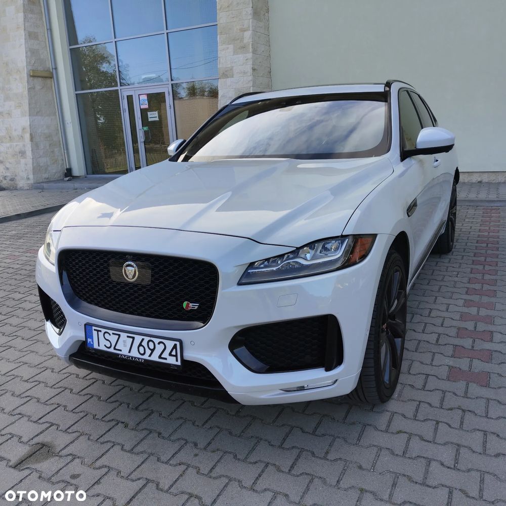 Jaguar F-Pace S AWD - 5