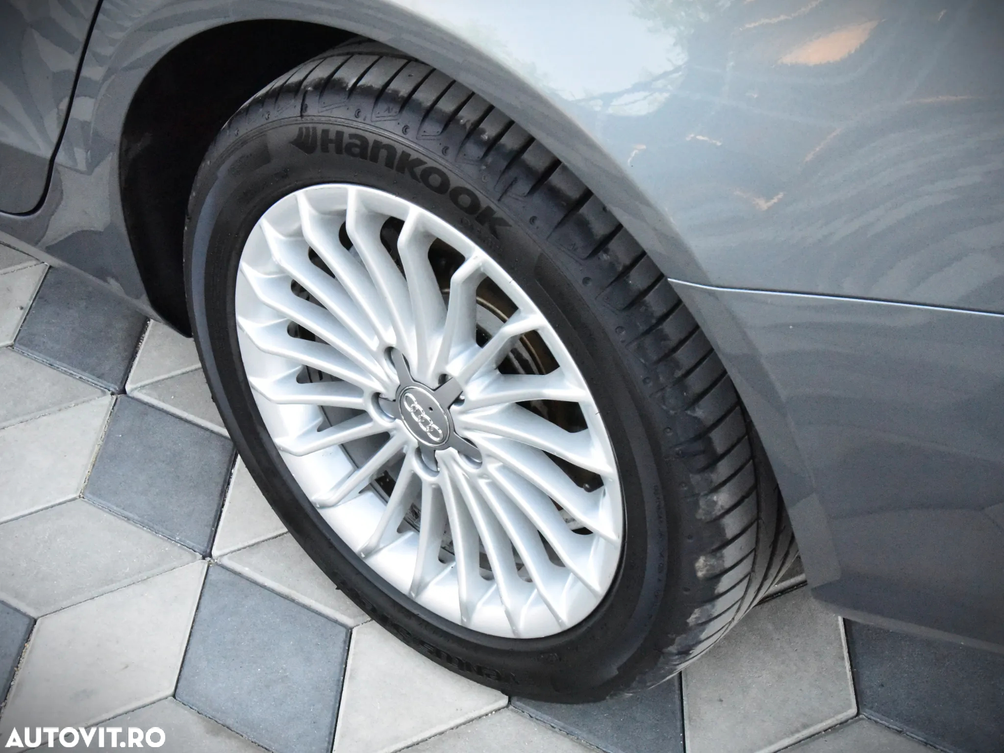 Audi A4 Avant 2.0 TDI DPF multitronic Attraction - 27